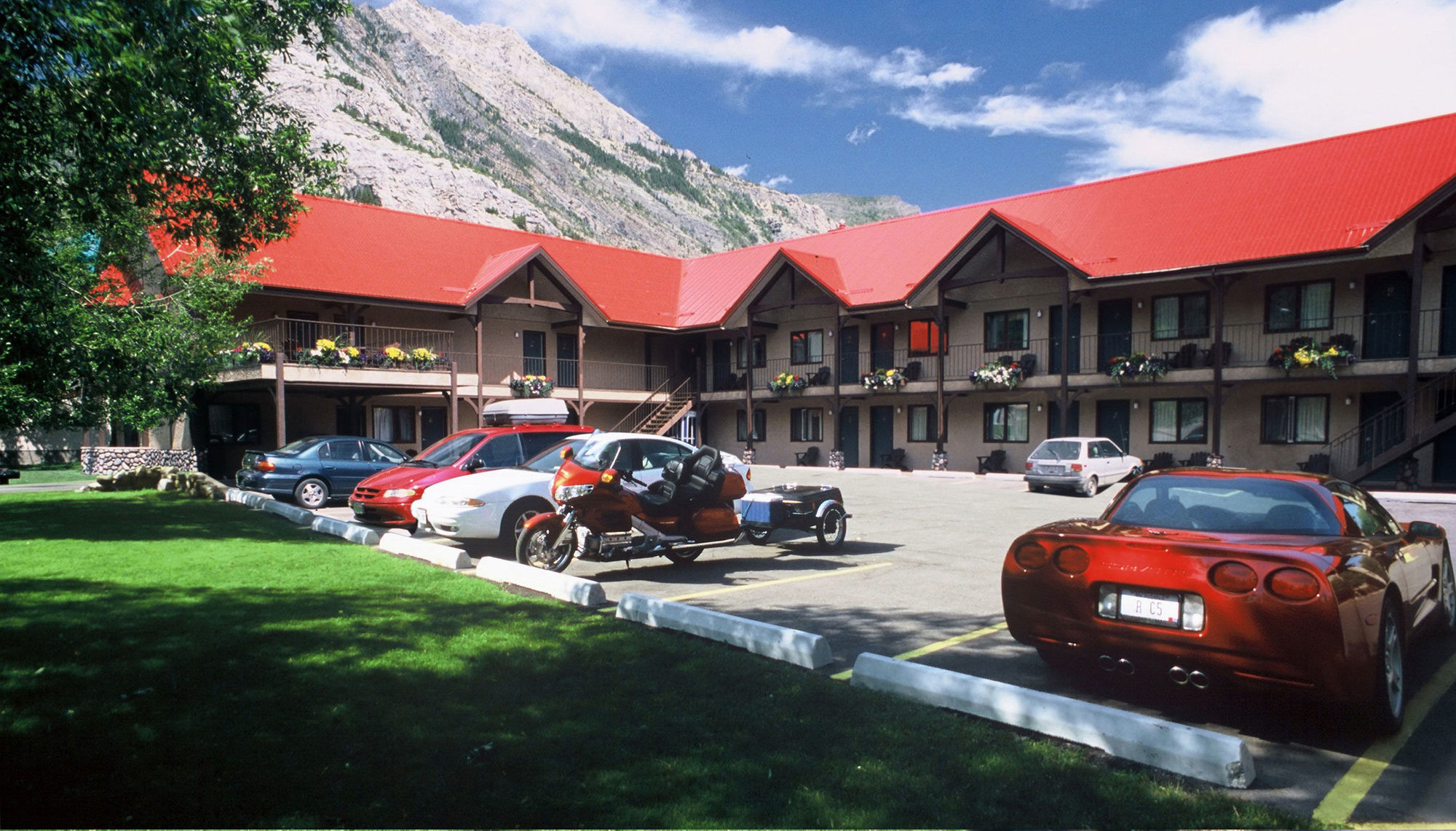 Aspen Village Waterton Park Luaran gambar